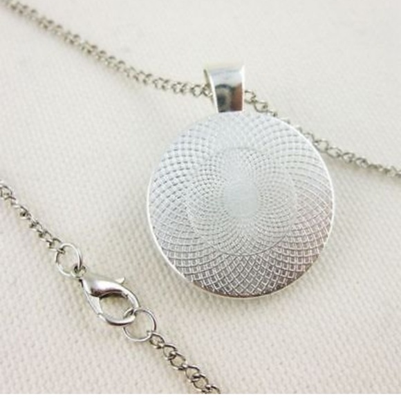 Flower Power Sugar Skull Silver & Glass Necklace - Picture 5 of 8